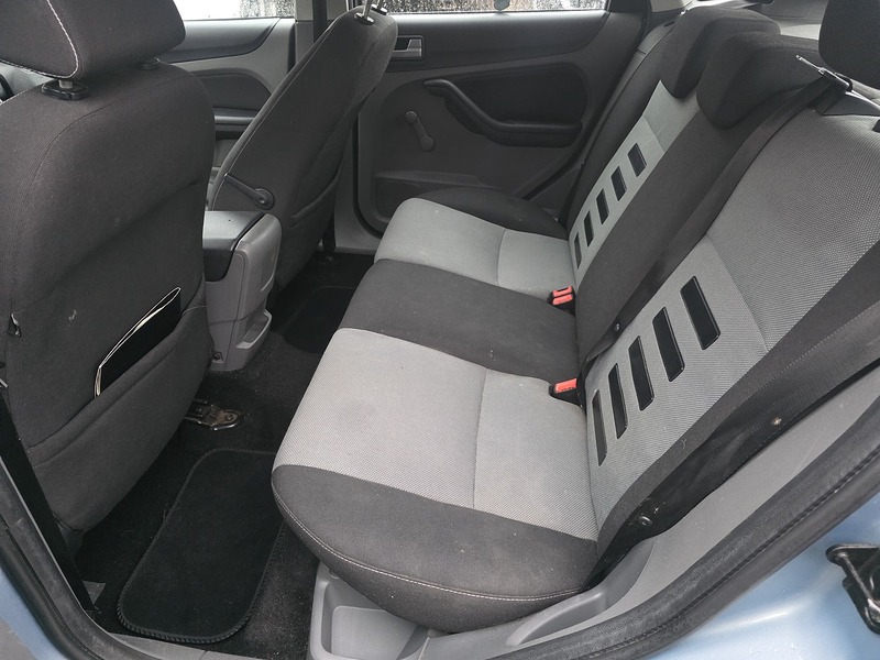 Ford Focus 1.6 Zetec Hatchback 5dr Petrol Manual (161 g/km, 99 bhp) - U2309