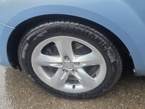 Ford Focus 1.6 Zetec Hatchback 5dr Petrol Manual (161 g/km, 99 bhp) - U2309