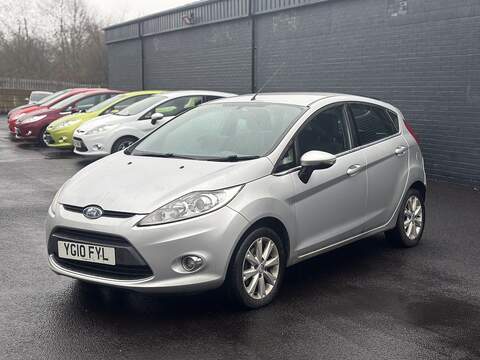 Ford Fiesta 1.4 Zetec Hatchback 5dr Petrol Manual (133 g/km, 94 bhp) - U2311