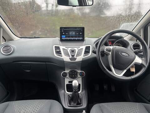 Ford Fiesta 1.4 Zetec Hatchback 5dr Petrol Manual (133 g/km, 94 bhp) - U2311