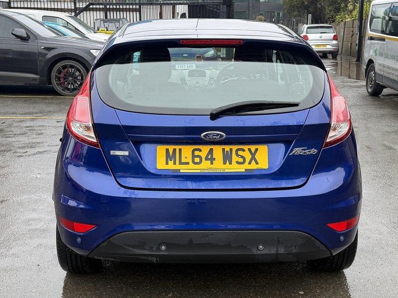 Ford Fiesta 1.0T EcoBoost Zetec Hatchback 5dr Petrol Powershift Euro 5 (100 ps) - U2312