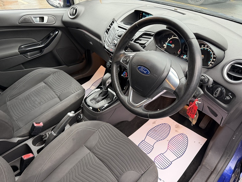 Ford Fiesta 1.0T EcoBoost Zetec Hatchback 5dr Petrol Powershift Euro 5 (100 ps) - U2312