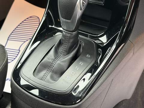 Ford Fiesta 1.0T EcoBoost Zetec Hatchback 5dr Petrol Powershift Euro 5 (100 ps) - U2312