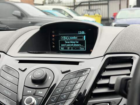 Ford Fiesta 1.0T EcoBoost Zetec Hatchback 5dr Petrol Powershift Euro 5 (100 ps) - U2312