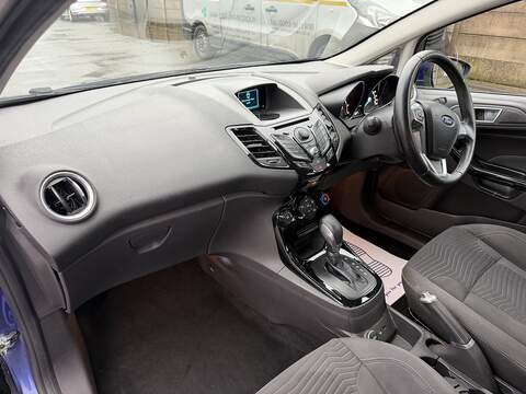 Ford Fiesta 1.0T EcoBoost Zetec Hatchback 5dr Petrol Powershift Euro 5 (100 ps) - U2312