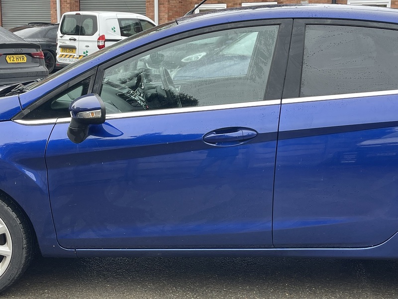 Ford Fiesta 1.0T EcoBoost Titanium Hatchback 5dr Petrol Powershift Euro 6 (100 ps) - U2314