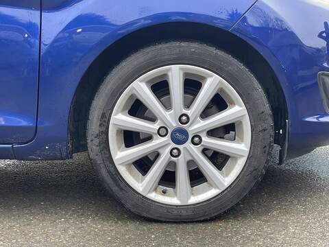 Ford Fiesta 1.0T EcoBoost Titanium Hatchback 5dr Petrol Powershift Euro 6 (100 ps) - U2314