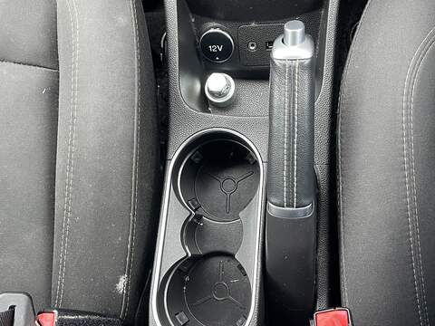 Ford Fiesta 1.0T EcoBoost Titanium Hatchback 5dr Petrol Powershift Euro 6 (100 ps) - U2314