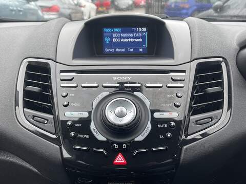 Ford Fiesta 1.0T EcoBoost Titanium Hatchback 5dr Petrol Powershift Euro 6 (100 ps) - U2314