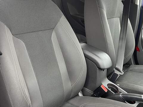 Ford Fiesta 1.0T EcoBoost Titanium Hatchback 5dr Petrol Powershift Euro 6 (100 ps) - U2314