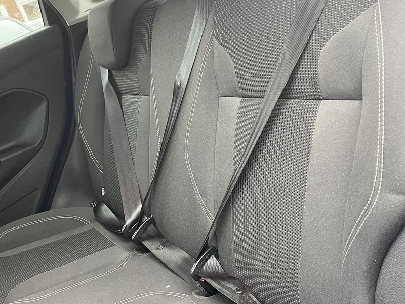 Ford Fiesta 1.0T EcoBoost Titanium Hatchback 5dr Petrol Powershift Euro 6 (100 ps) - U2314