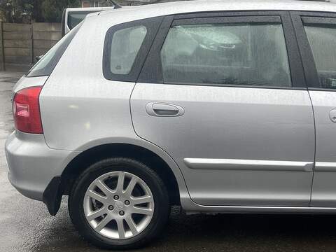 Honda Civic 1.6 i-VTEC SE Executive Hatchback 5dr Petrol Manual (157 g/km, 108 bhp) - U2315