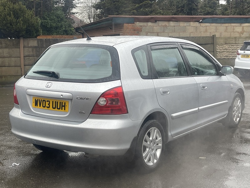 Honda Civic 1.6 i-VTEC SE Executive Hatchback 5dr Petrol Manual (157 g/km, 108 bhp) - U2315
