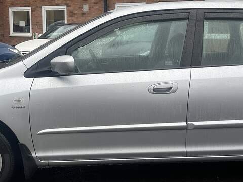 Honda Civic 1.6 i-VTEC SE Executive Hatchback 5dr Petrol Manual (157 g/km, 108 bhp) - U2315