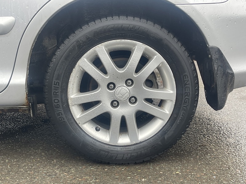 Honda Civic 1.6 i-VTEC SE Executive Hatchback 5dr Petrol Manual (157 g/km, 108 bhp) - U2315