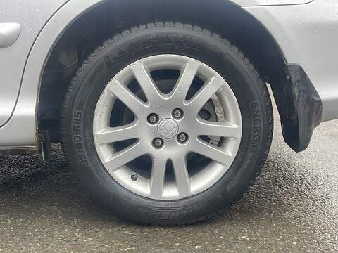 Honda Civic 1.6 i-VTEC SE Executive Hatchback 5dr Petrol Manual (157 g/km, 108 bhp) - U2315