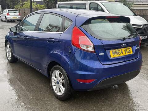 Ford Fiesta 1.0T EcoBoost Zetec Hatchback 5dr Petrol Powershift Euro 5 (100 ps) - U2317