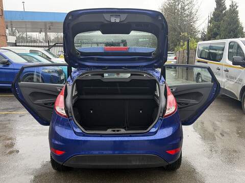 Ford Fiesta 1.0T EcoBoost Zetec Hatchback 5dr Petrol Powershift Euro 5 (100 ps) - U2317