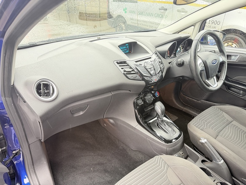 Ford Fiesta 1.0T EcoBoost Zetec Hatchback 5dr Petrol Powershift Euro 5 (100 ps) - U2317