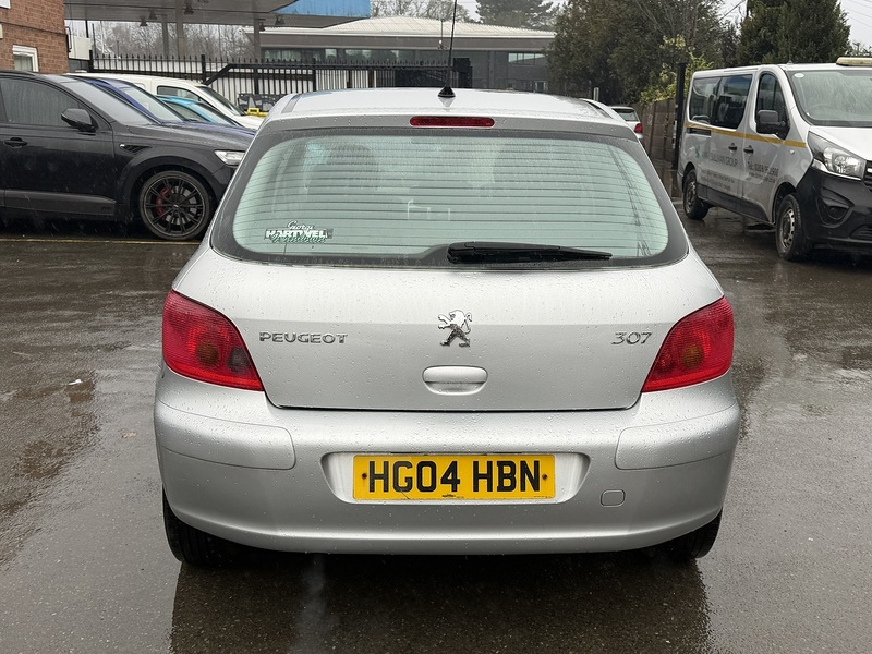 Peugeot 307 1.4 16v Envy Hatchback 5dr Petrol Manual (155 g/km, 90 bhp) - U2318