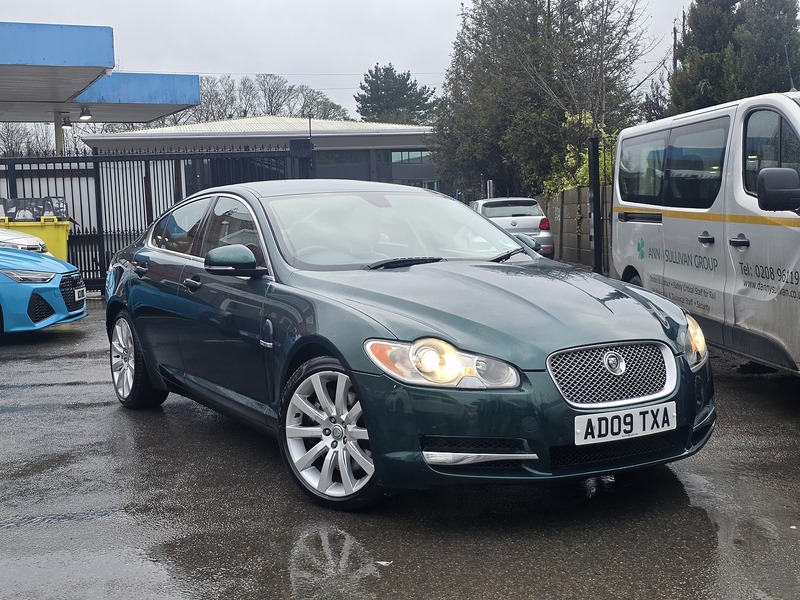 2009 Jaguar XF 3.0d V6 Premium Luxury Saloon 4dr Diesel Auto Euro 5 (240 ps) photo