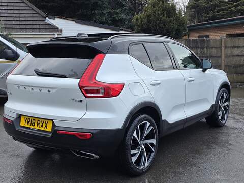 Volvo XC40 2.0 T5 First Edition SUV 5dr Petrol Auto AWD Euro 6 (s/s) (247 ps) - U2322