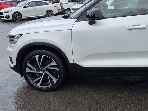 Volvo XC40 2.0 T5 First Edition SUV 5dr Petrol Auto AWD Euro 6 (s/s) (247 ps) - U2322