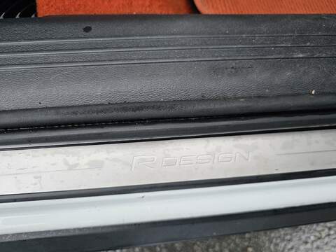 Volvo XC40 2.0 T5 First Edition SUV 5dr Petrol Auto AWD Euro 6 (s/s) (247 ps) - U2322