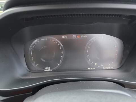 Volvo XC40 2.0 T5 First Edition SUV 5dr Petrol Auto AWD Euro 6 (s/s) (247 ps) - U2322