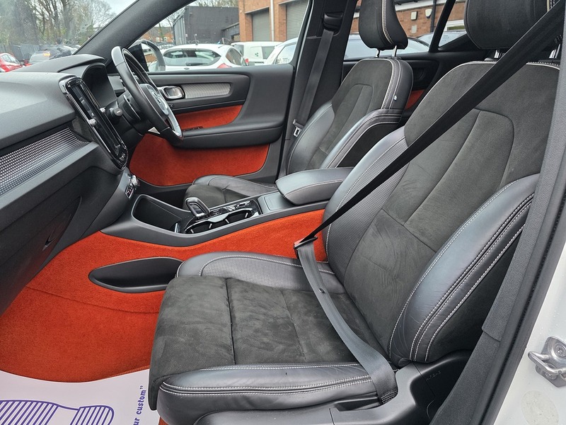 Volvo XC40 2.0 T5 First Edition SUV 5dr Petrol Auto AWD Euro 6 (s/s) (247 ps) - U2322