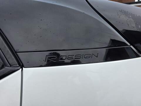 Volvo XC40 2.0 T5 First Edition SUV 5dr Petrol Auto AWD Euro 6 (s/s) (247 ps) - U2322