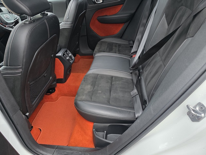 Volvo XC40 2.0 T5 First Edition SUV 5dr Petrol Auto AWD Euro 6 (s/s) (247 ps) - U2322