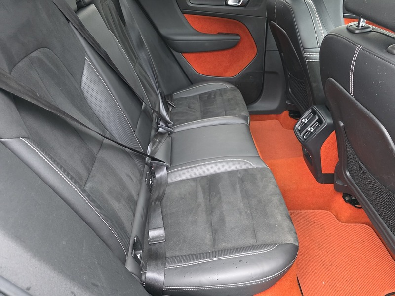 Volvo XC40 2.0 T5 First Edition SUV 5dr Petrol Auto AWD Euro 6 (s/s) (247 ps) - U2322