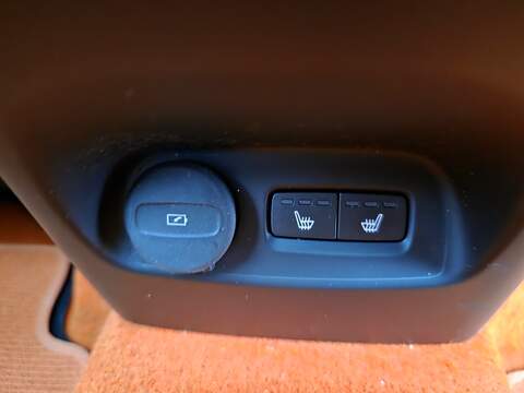 Volvo XC40 2.0 T5 First Edition SUV 5dr Petrol Auto AWD Euro 6 (s/s) (247 ps) - U2322