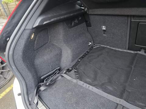 Volvo XC40 2.0 T5 First Edition SUV 5dr Petrol Auto AWD Euro 6 (s/s) (247 ps) - U2322