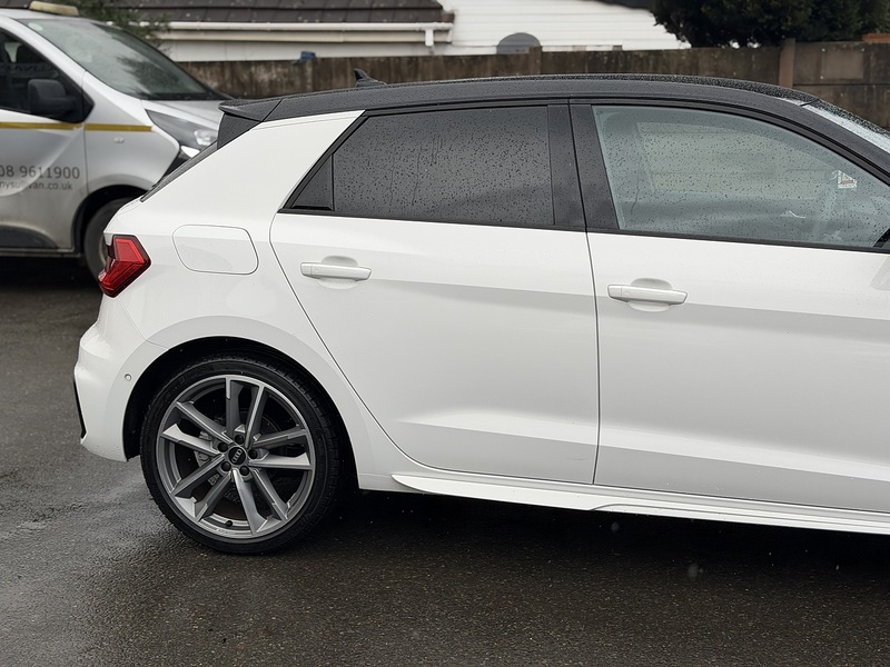 Audi A1 1.0 TFSI 30 Vorsprung Sportback 5dr Petrol S Tronic Euro 6 (s/s) (110 ps) - U2323