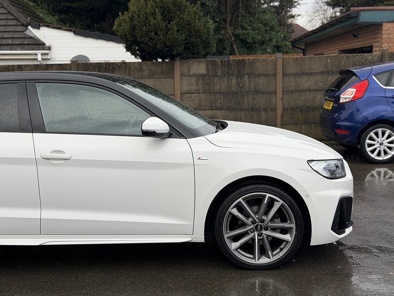 Audi A1 1.0 TFSI 30 Vorsprung Sportback 5dr Petrol S Tronic Euro 6 (s/s) (110 ps) - U2323