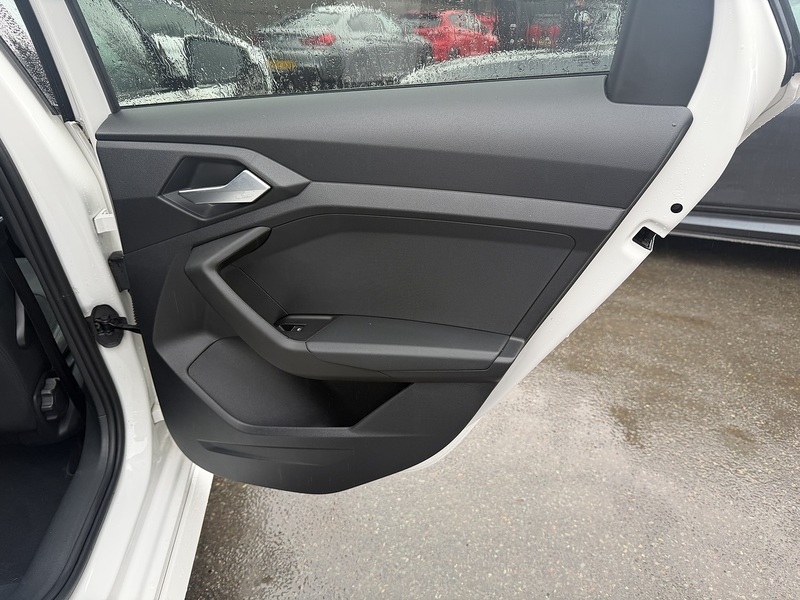 Audi A1 1.0 TFSI 30 Vorsprung Sportback 5dr Petrol S Tronic Euro 6 (s/s) (110 ps) - U2323