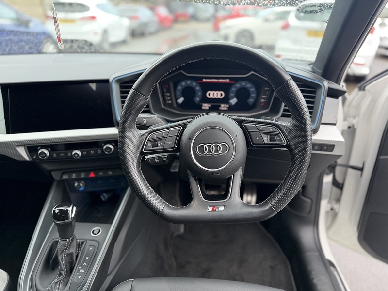 Audi A1 1.0 TFSI 30 Vorsprung Sportback 5dr Petrol S Tronic Euro 6 (s/s) (110 ps) - U2323