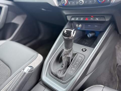 Audi A1 1.0 TFSI 30 Vorsprung Sportback 5dr Petrol S Tronic Euro 6 (s/s) (110 ps) - U2323