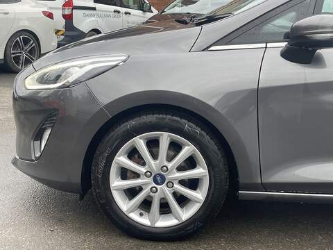 Ford Fiesta 1.0T EcoBoost Titanium Hatchback 5dr Petrol Auto Euro 6 (s/s) (100 ps) - U2324