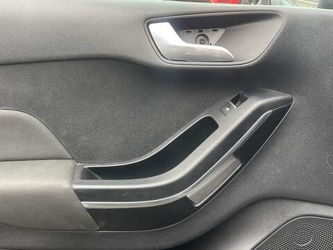 Ford Fiesta 1.0T EcoBoost Titanium Hatchback 5dr Petrol Auto Euro 6 (s/s) (100 ps) - U2324