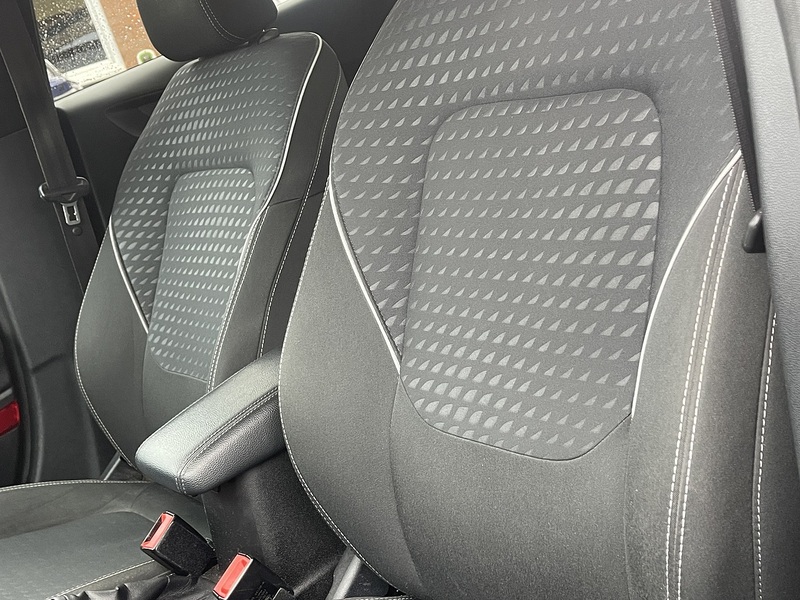 Ford Fiesta 1.0T EcoBoost Titanium Hatchback 5dr Petrol Auto Euro 6 (s/s) (100 ps) - U2324