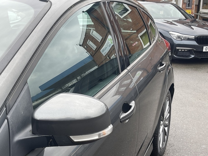 Ford Focus 1.0T EcoBoost ST-Line Hatchback 5dr Petrol Auto Euro 6 (s/s) (125 ps) - U2325