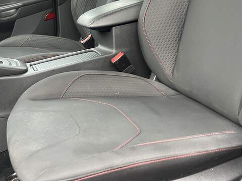 Ford Focus 1.0T EcoBoost ST-Line Hatchback 5dr Petrol Auto Euro 6 (s/s) (125 ps) - U2325