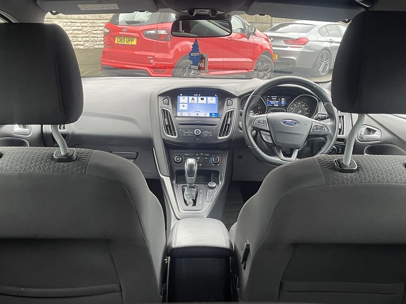 Ford Focus 1.0T EcoBoost ST-Line Hatchback 5dr Petrol Auto Euro 6 (s/s) (125 ps) - U2325