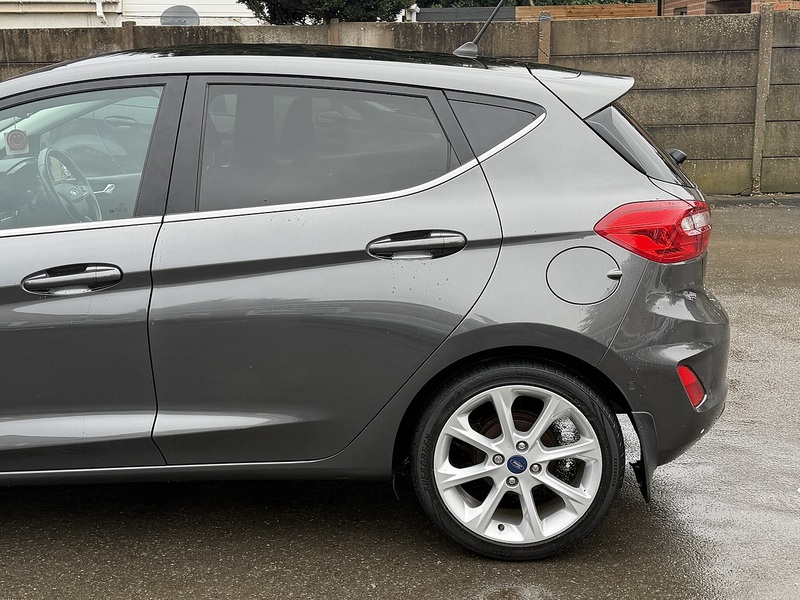Ford Fiesta 1.0T EcoBoost Titanium Hatchback 5dr Petrol Auto Euro 6 (s/s) (100 ps) - U2329