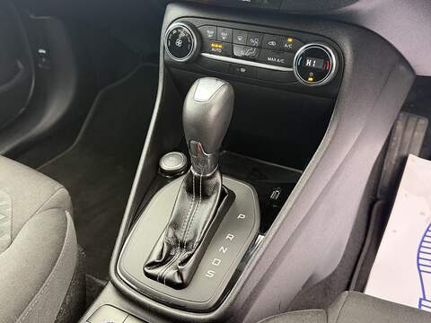 Ford Fiesta 1.0T EcoBoost Titanium Hatchback 5dr Petrol Auto Euro 6 (s/s) (100 ps) - U2329