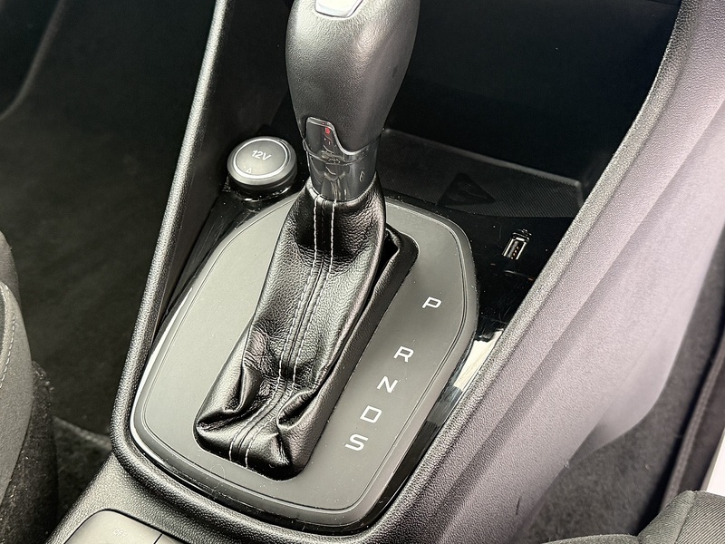 Ford Fiesta 1.0T EcoBoost Titanium Hatchback 5dr Petrol Auto Euro 6 (s/s) (100 ps) - U2329