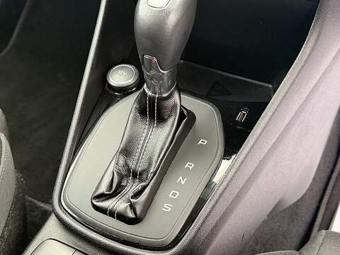 Ford Fiesta 1.0T EcoBoost Titanium Hatchback 5dr Petrol Auto Euro 6 (s/s) (100 ps) - U2329